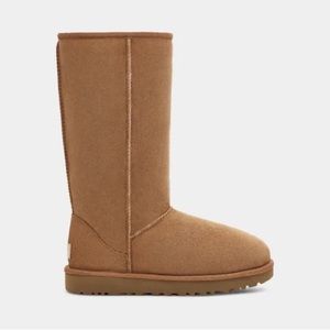 UGG Classic Tall II Boot in the color CHESTNUT